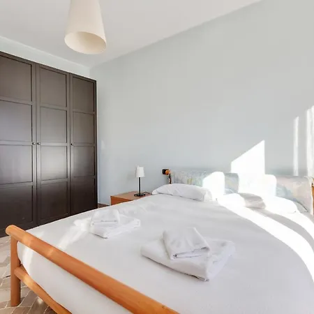 Fondazione Prada Escape With Garage Apartment *
